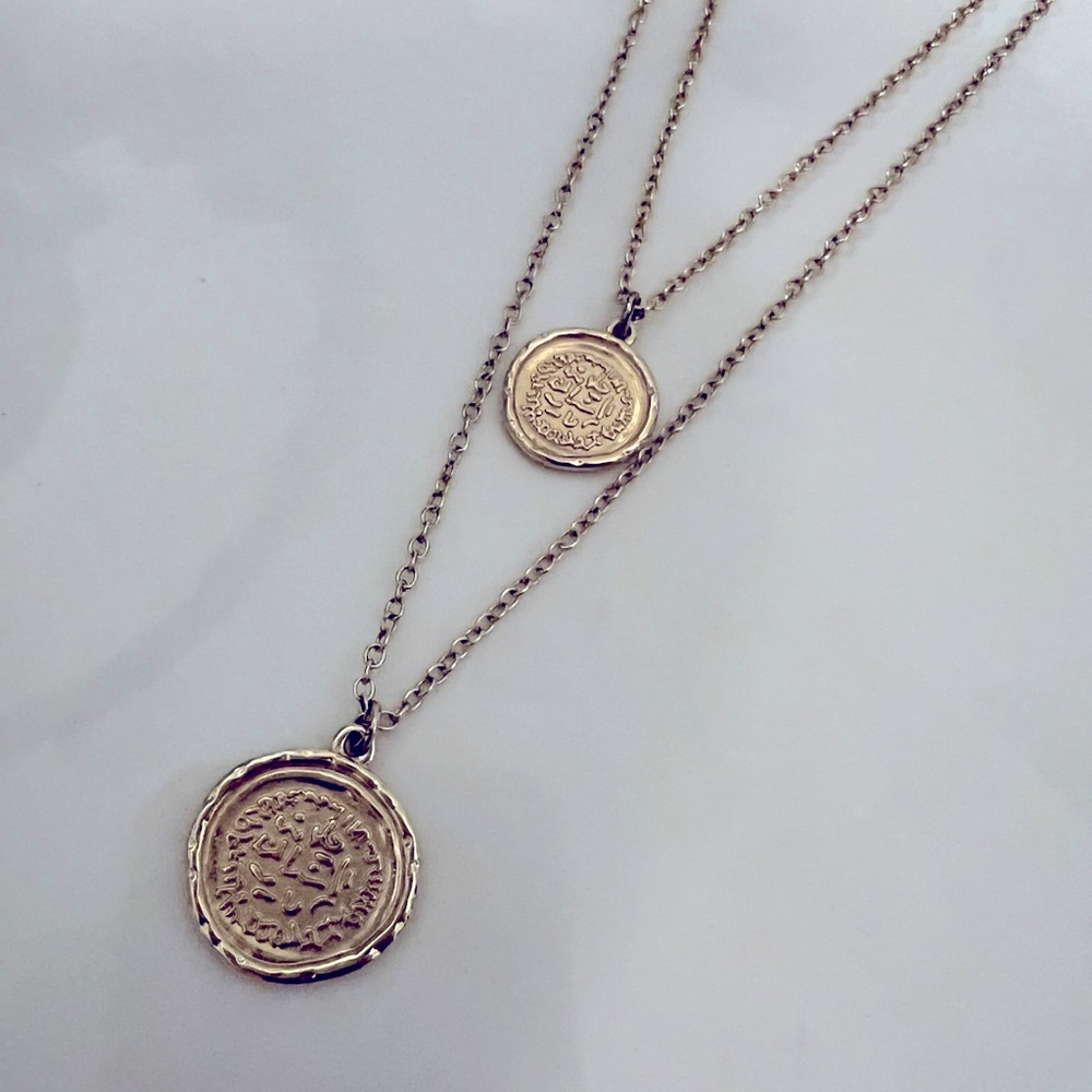 Double layer coin necklace